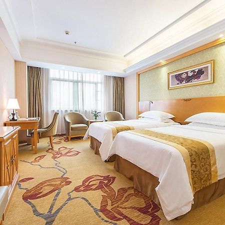 Vienna Hotel Shenzhen View Lake Park Ngoại thất bức ảnh